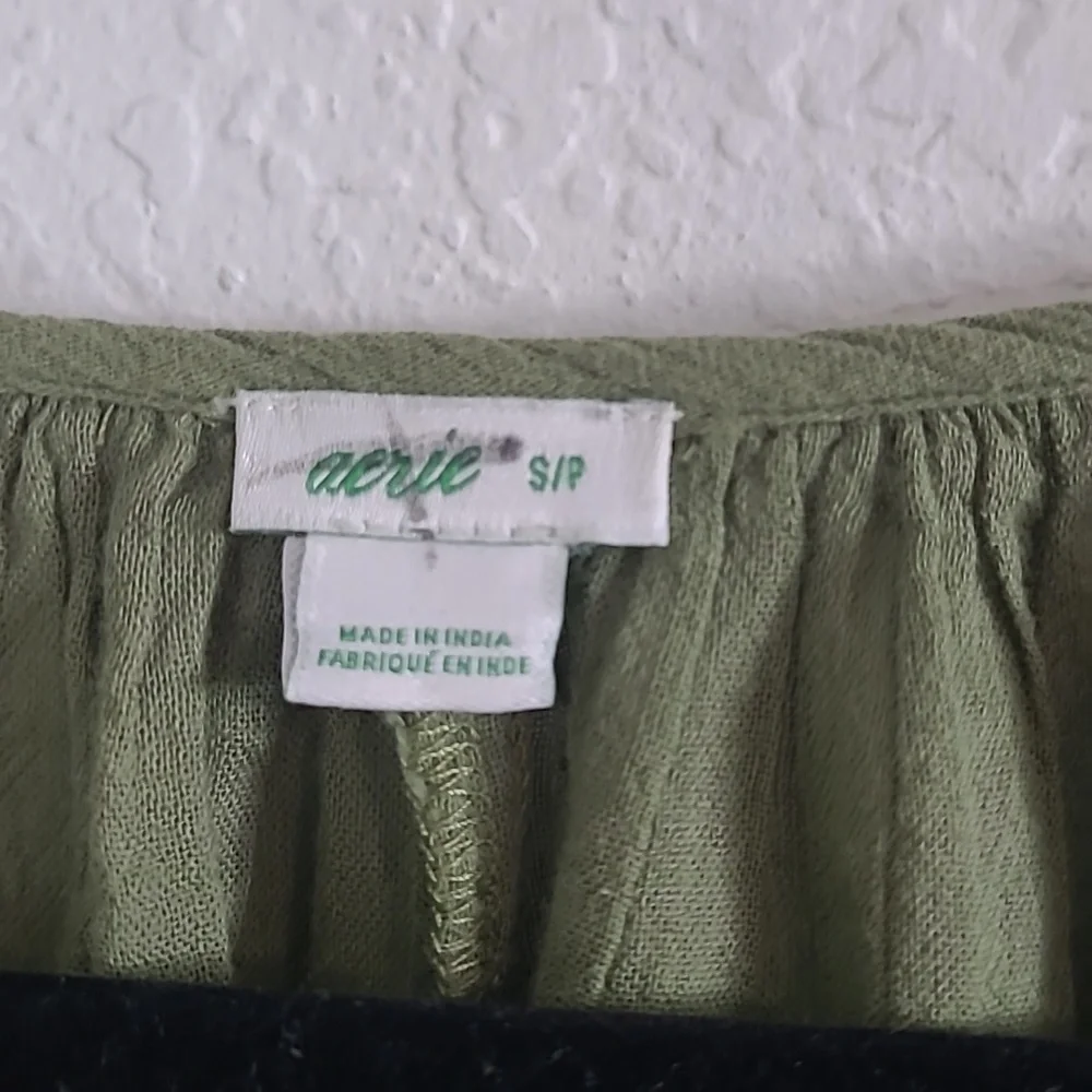 Aerie Olive Green Women's  Earty Light Natural Material Oversized Top S/P - Picture 2 of 5